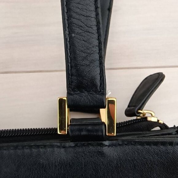 Etienne Aigner Women's Genuine Leather Dual Handle Straps Shoulder Bag Black - Picture 3 of 7